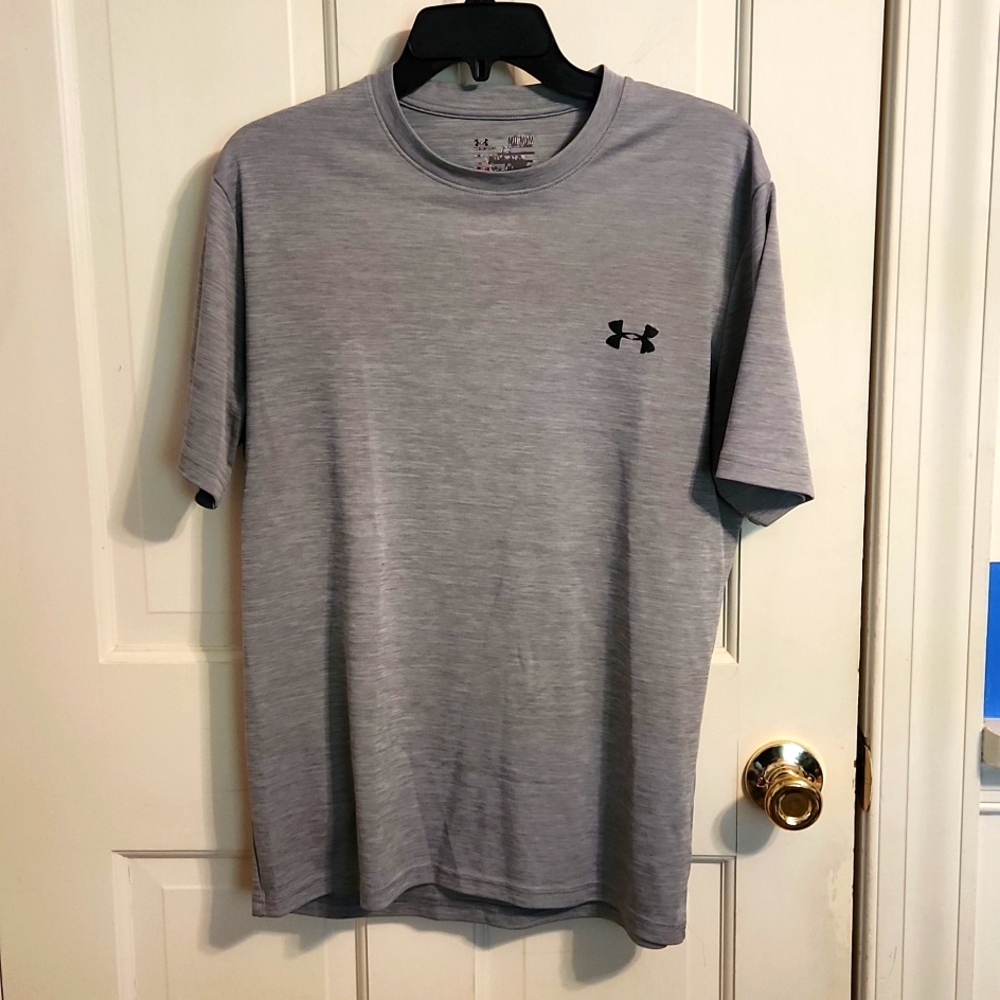 Men' Short Sleeve Under Armour Loose Fit Heat Gear Gray
